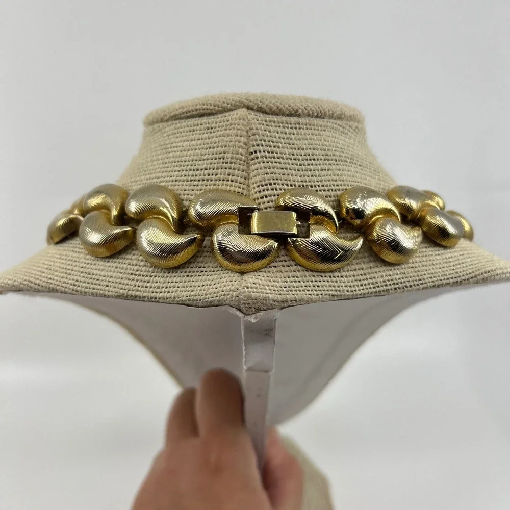Vintage Brushed Gold Tone Chunky Collar Necklace Costume Jewelry Glam Formal